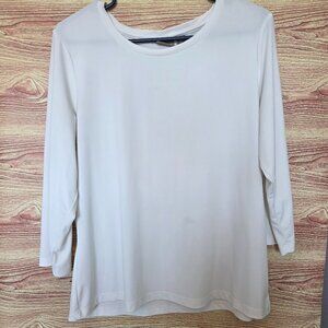 Chico’s size 2 (equivalent to a large) long-sleeve blouse